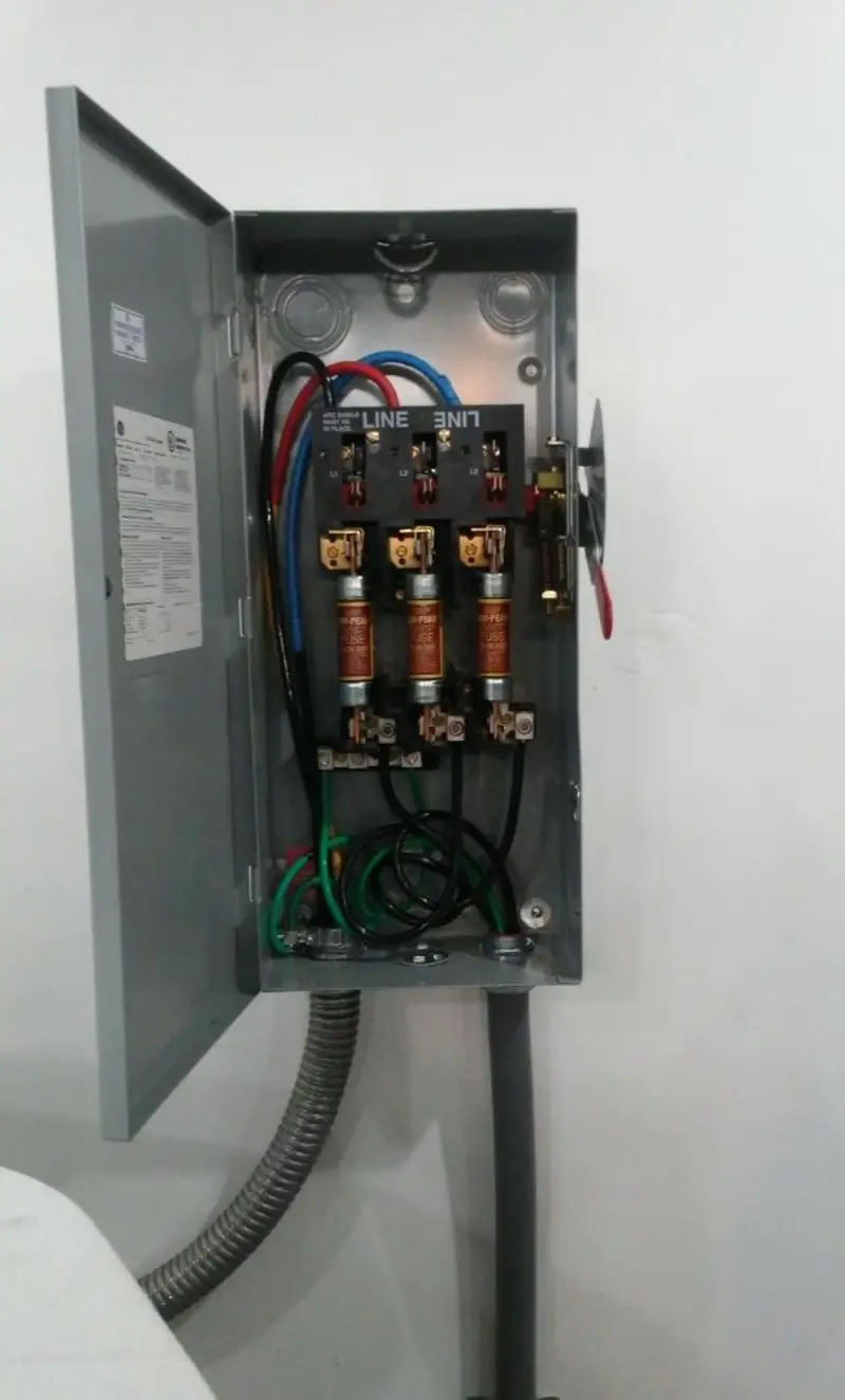 Three-phase disconnect switch installed for Smoke Detector Installation in Montclair